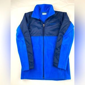 Boys Columbia fleece jacket in pristine condition. Size Medium.